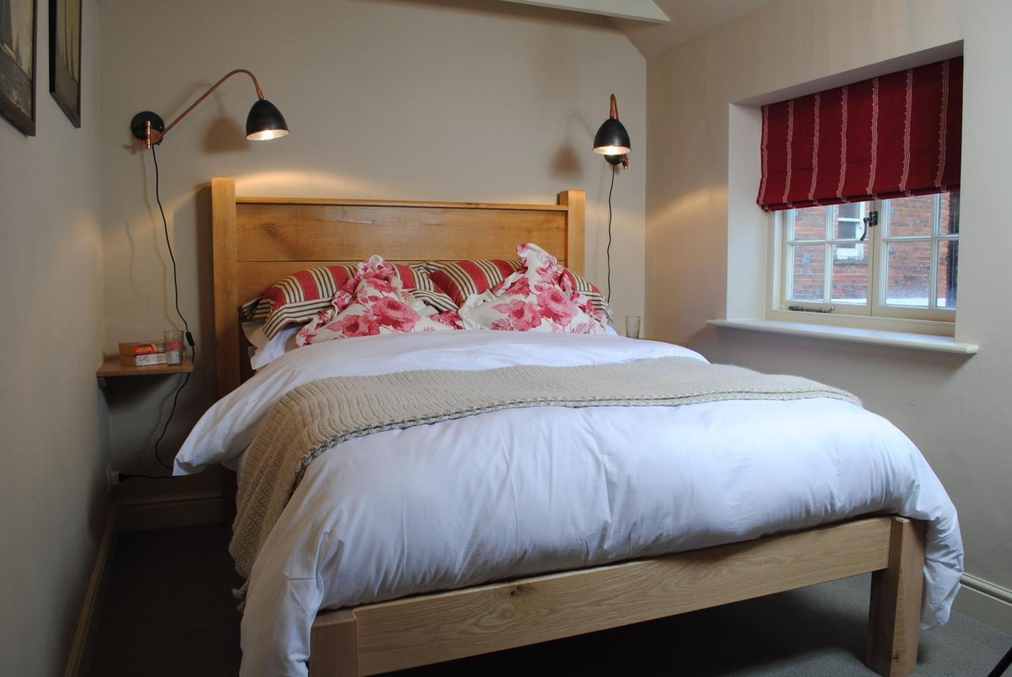 Courtyard Cottages Lymington, 2 Adults Only Экстерьер фото